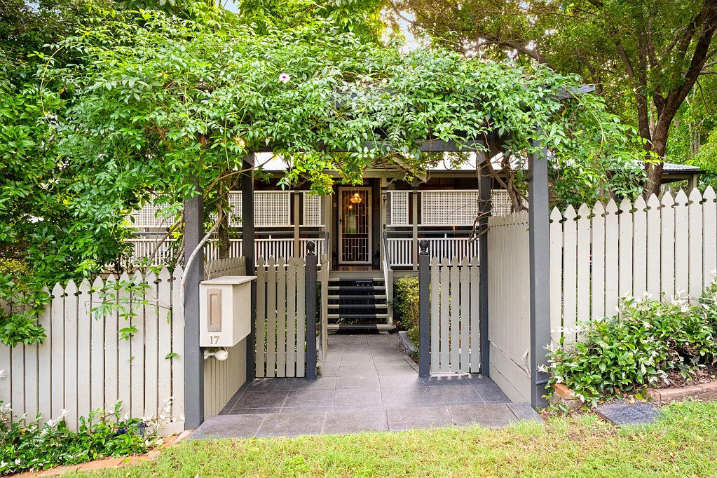 Toowong 3ห้องนอน A Rare Original Queenslander on the Bardon Border