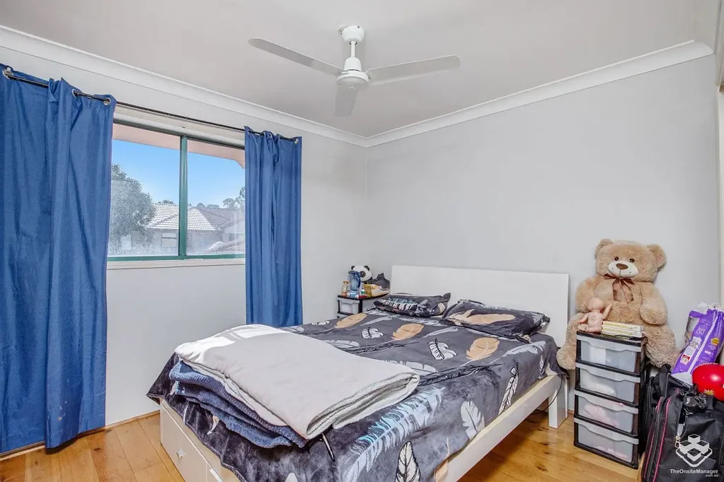 Carrara 3部屋 Townhouse opportunity in popular Carrara complex - Investor delight