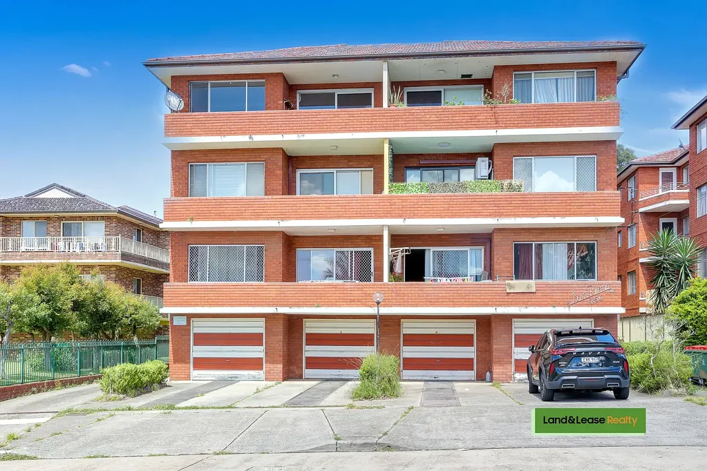 Two Bedroom Newly Renovated Unit for Rent - Lakemba