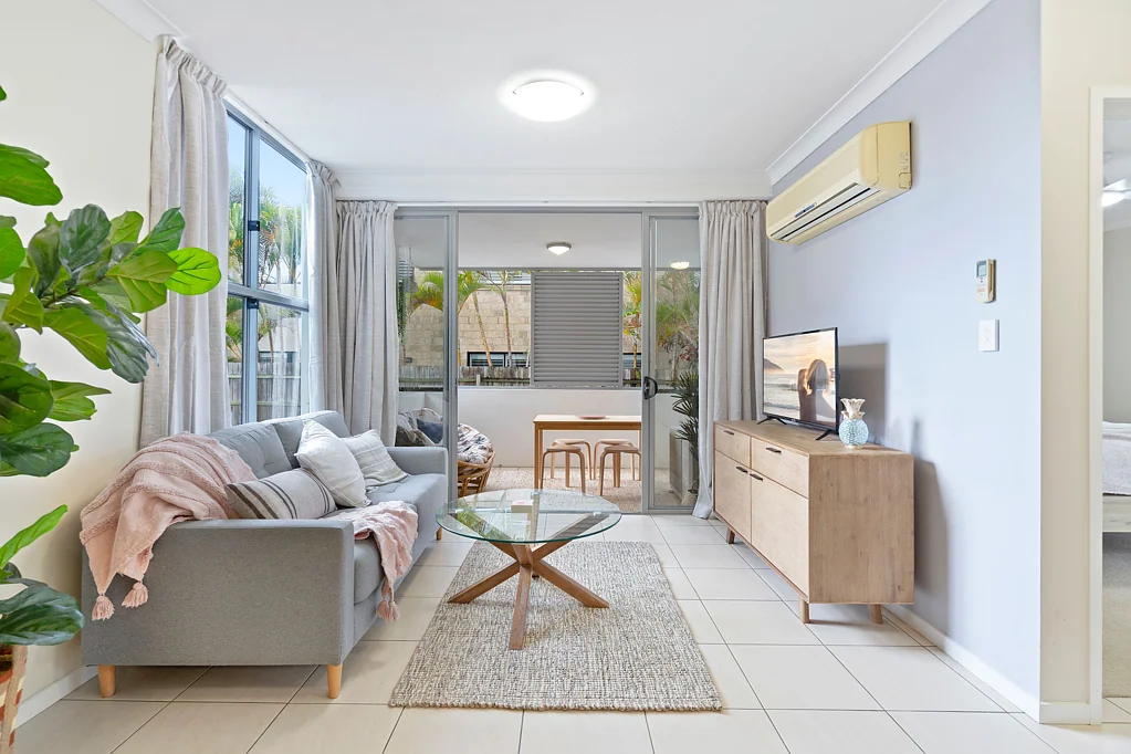 4/2254 Gold Coast Highway, Mermaid Beach, QLD 4218
