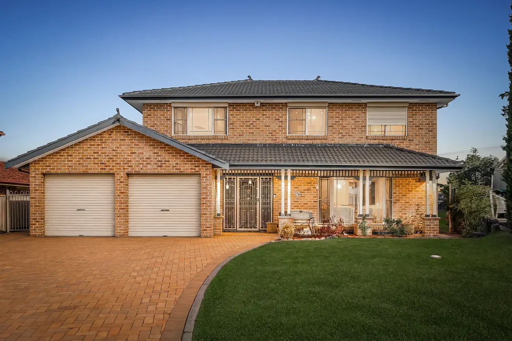 Seven Hills 4ਬੈੱਡਰੂਮ Beautiful Family Home in a Sought-After Location