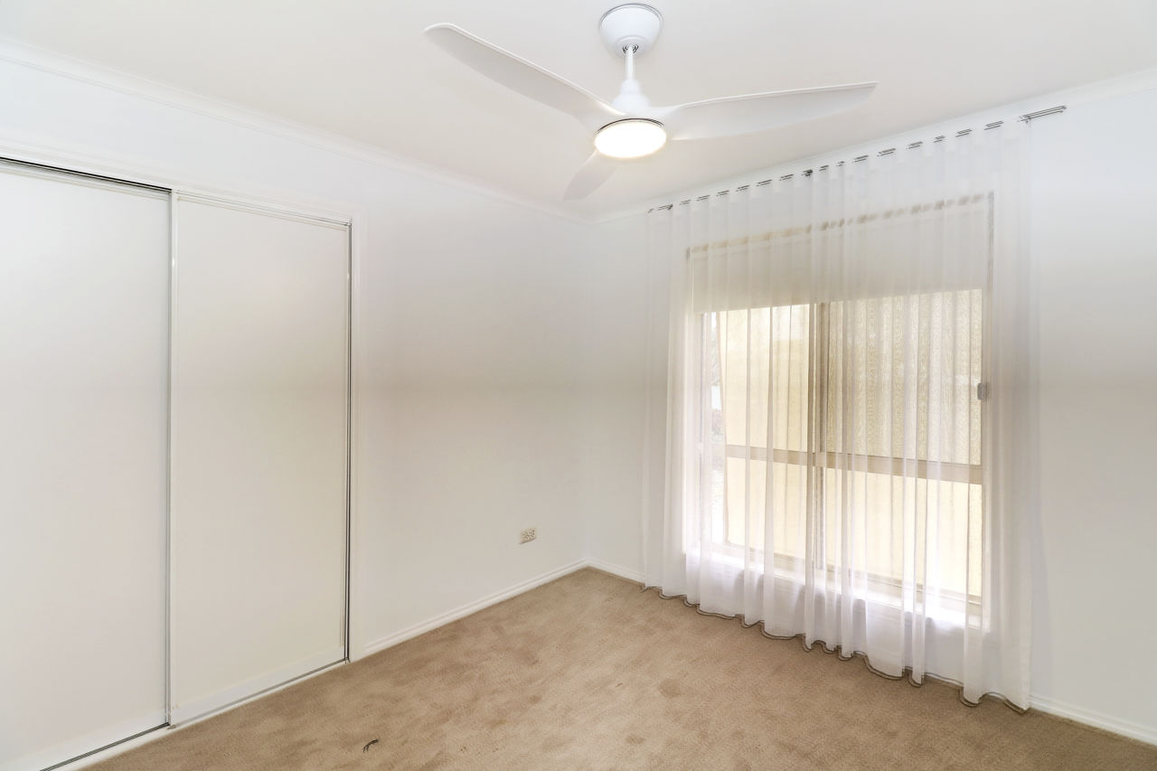 6 NORRIS CT, DENILIQUIN NSW 2710, 0 Kuwarto, 0 Banyo, House