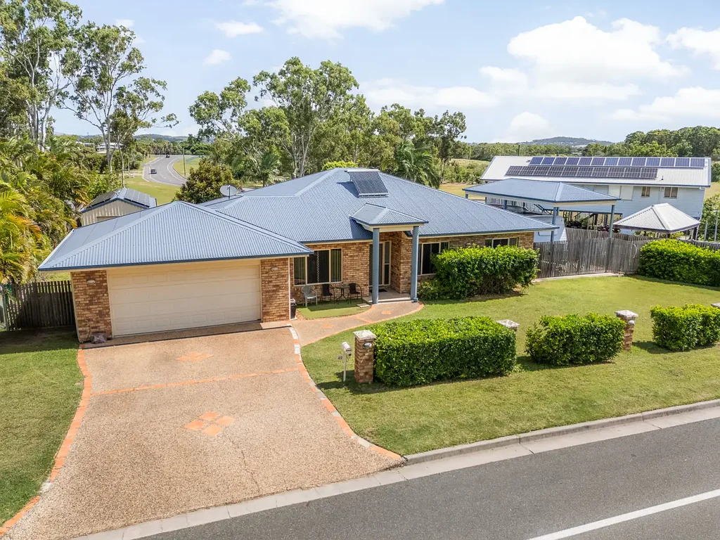49 Park Street, West Gladstone, QLD 4680