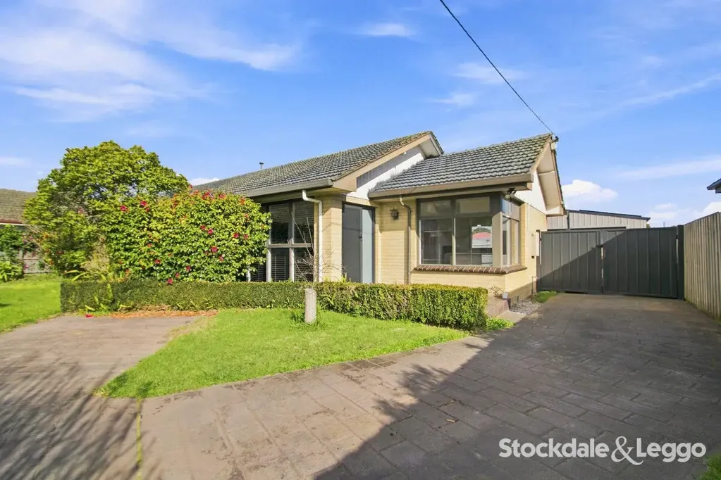 Traralgon 3બેડરૂમ Sensational Brick Beauty - Location To Match