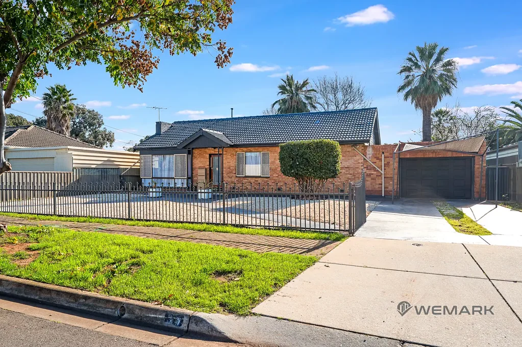 Brahma Lodge 3Moenga Generous Block, Wide Frontage, Nothing to Spend