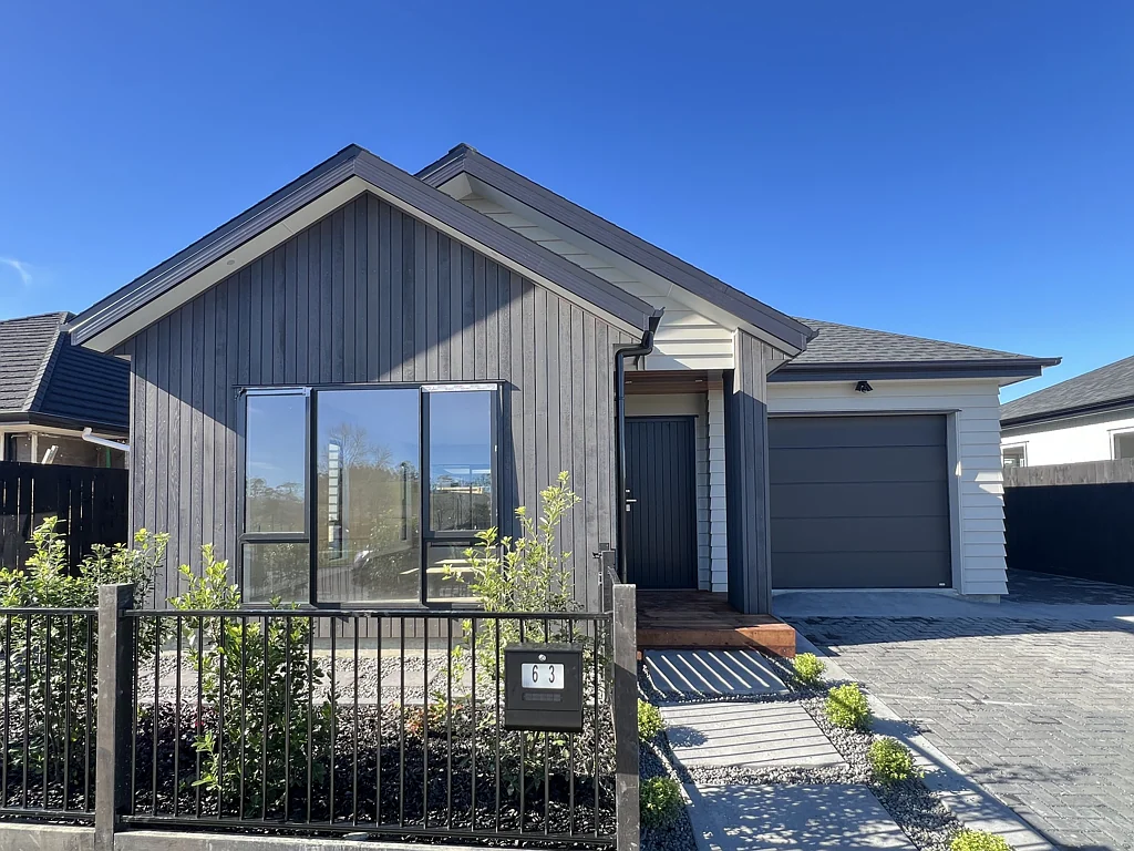 Milldale 4Moenga Contemporary Design Meets Everyday Ease