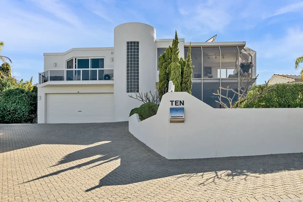 10 Puritan Close, Ocean Reef, WA 6027