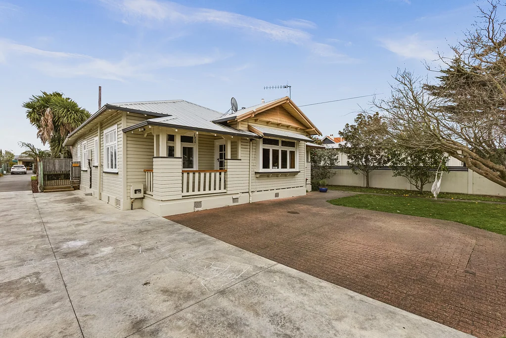 Mayfair 4chambre Family friendly on Frederick!