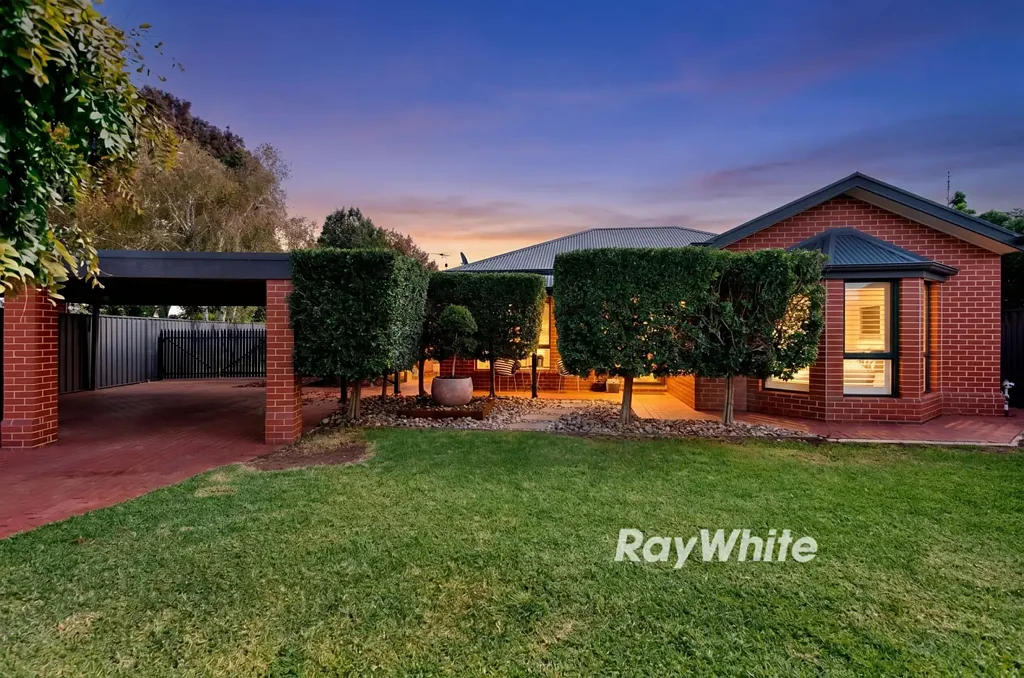 Mildura 4 Bedroom Style, Space and Serenity in a Tightly Held Court