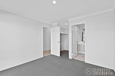 22 Bourke Way, Eglinton, WA 6034, 3 Bedrooms, 2 Bathrooms, House
