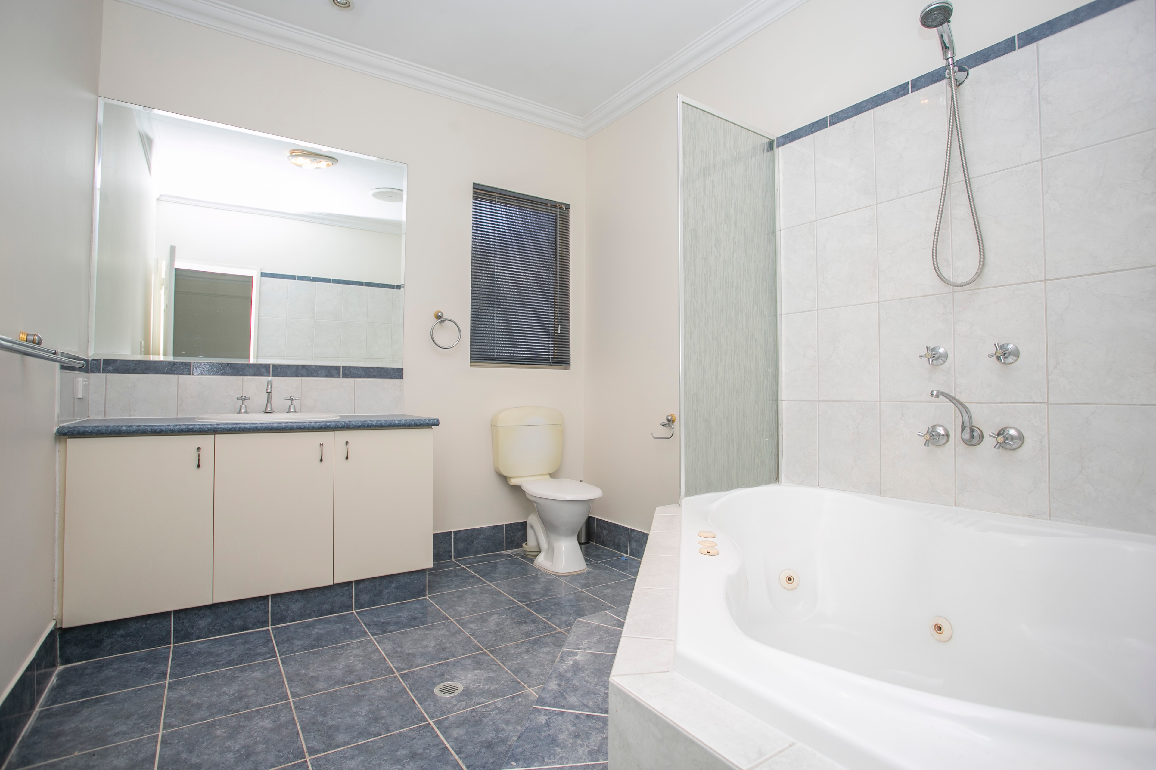 UNIT 3 72 HARDEY RD, BELMONT WA 6104, 0 chambres, 0 salles de bain, Townhouse