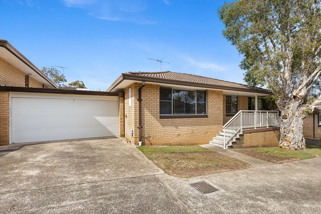 Stylishly Renovated Villa in Prime Location