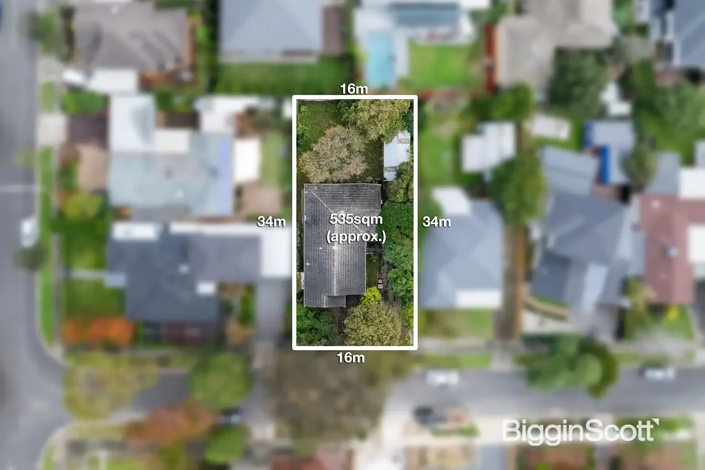 Blackburn North 3chambre Exceptional Landholding with Outstanding Development Potential (STCA)
