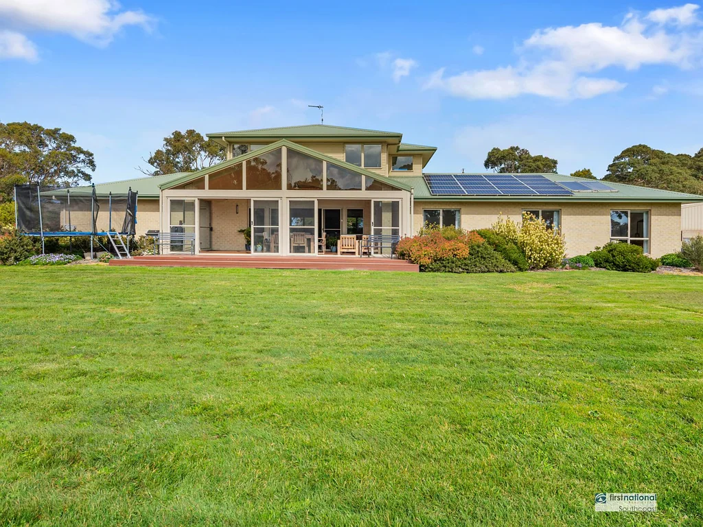 Inverloch 5Kwarto Modern Retreat on 9.7 Acres