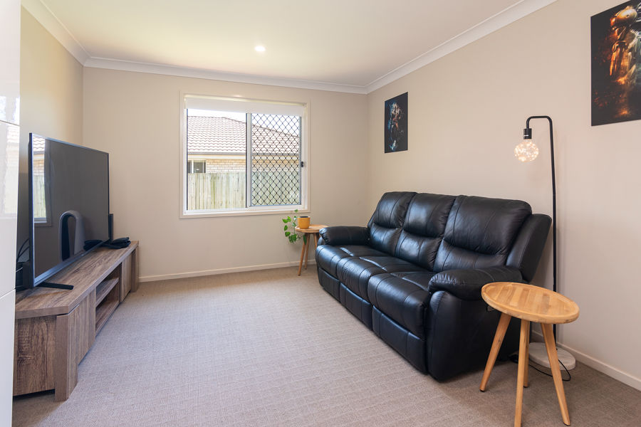 35 BANKSWOOD DR, REDLAND BAY QLD 4165, 0 chambres, 0 salles de bain, House