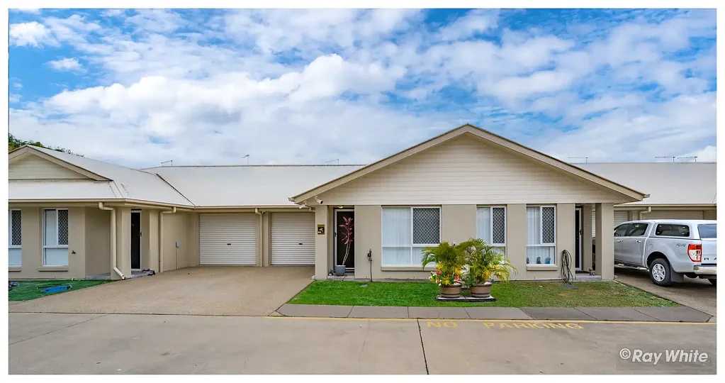 Berserker 2Kwarto Neat, Secure & Low-Maintenance - 2 Bedroom Unit in Gated Community