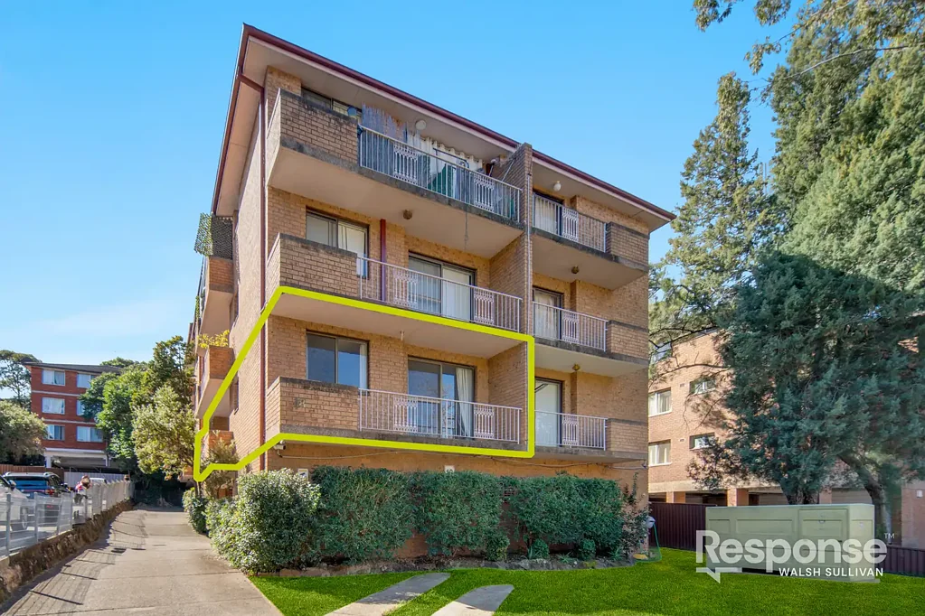 Parramatta 2房 精品生活，无与伦比的便利 Boutique Living with Unbeatable Convenience