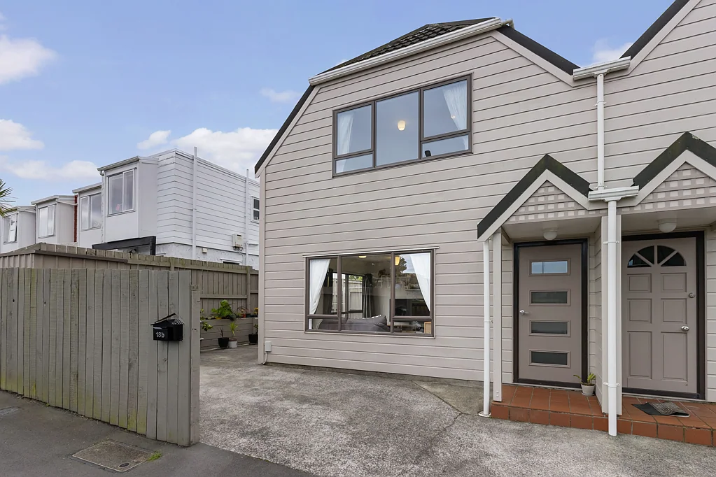 18B Frankmoore Avenue, Johnsonville, Wellington