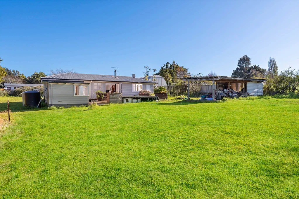 Whenuapai 4 Slaapkamer Country Freedom Meets City Convenience