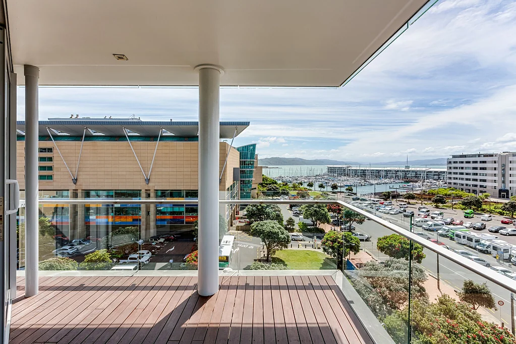 6F/82 Cable St, Te Aro, Wellington
