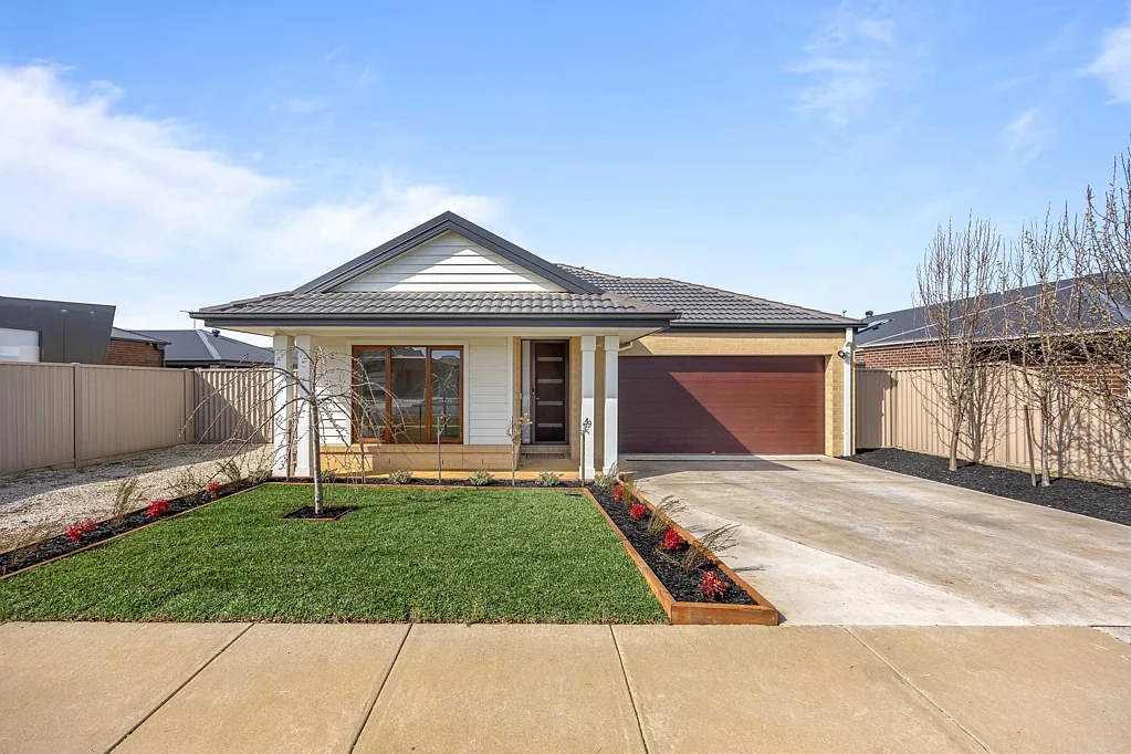 52 Royal York Road, Winter Valley, VIC 3358