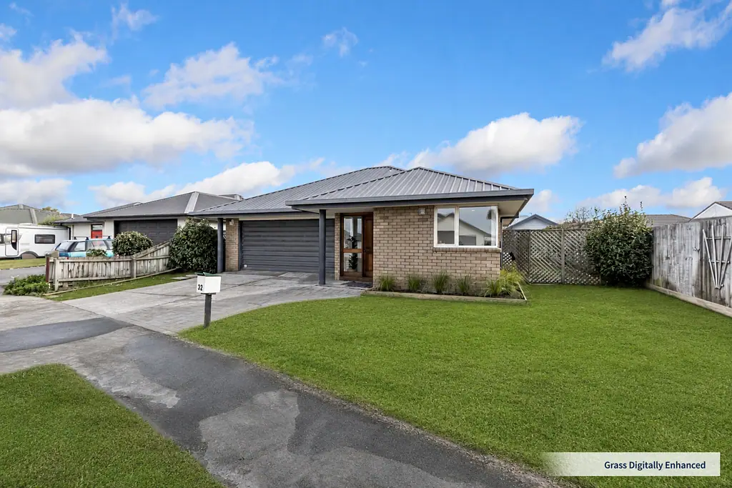 North New Brighton 2房  Refreshed for Easy Beach Living