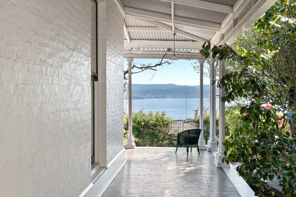 14 Dresden Street, Sandy Bay, TAS 7005
