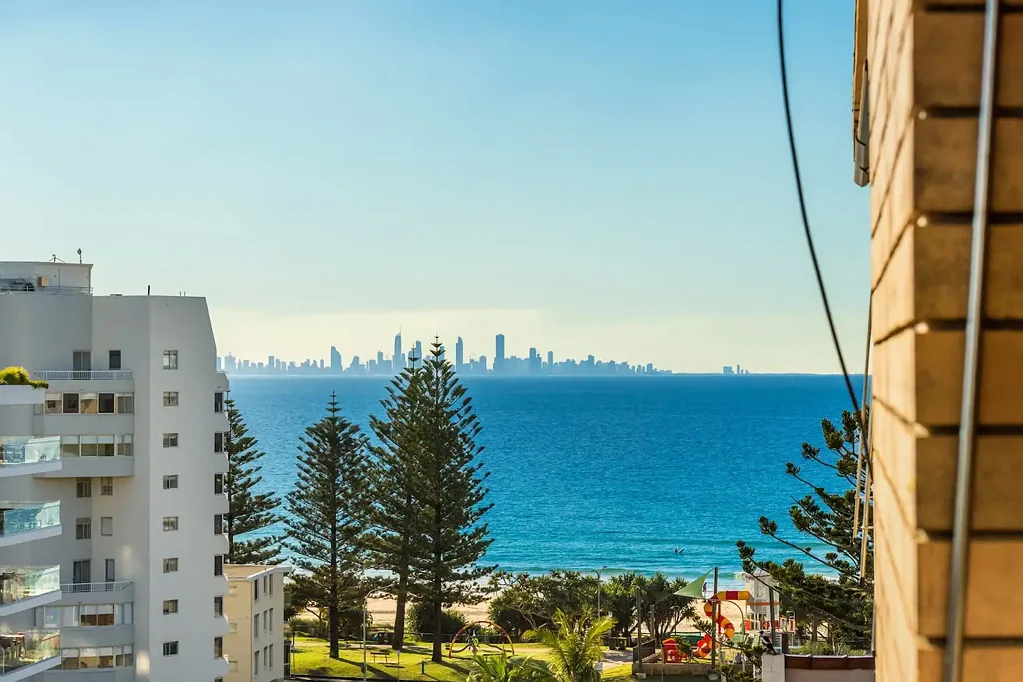 Tweed Heads 2Zimmer Blue-Chip Coastal Living with Uninterrupted Ocean Views