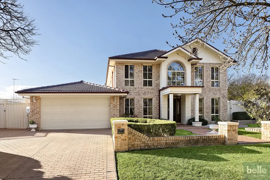 Harrington Park 4房 精心呈现的家庭住宅，拥有卓越的户外生活空间 Immaculately Presented Family Home with Exceptional Outdoor Living
