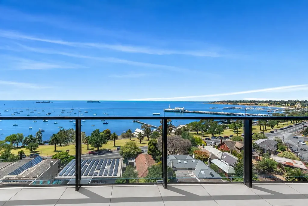 Geelong 2 Bedroom Executive Waterfront Living