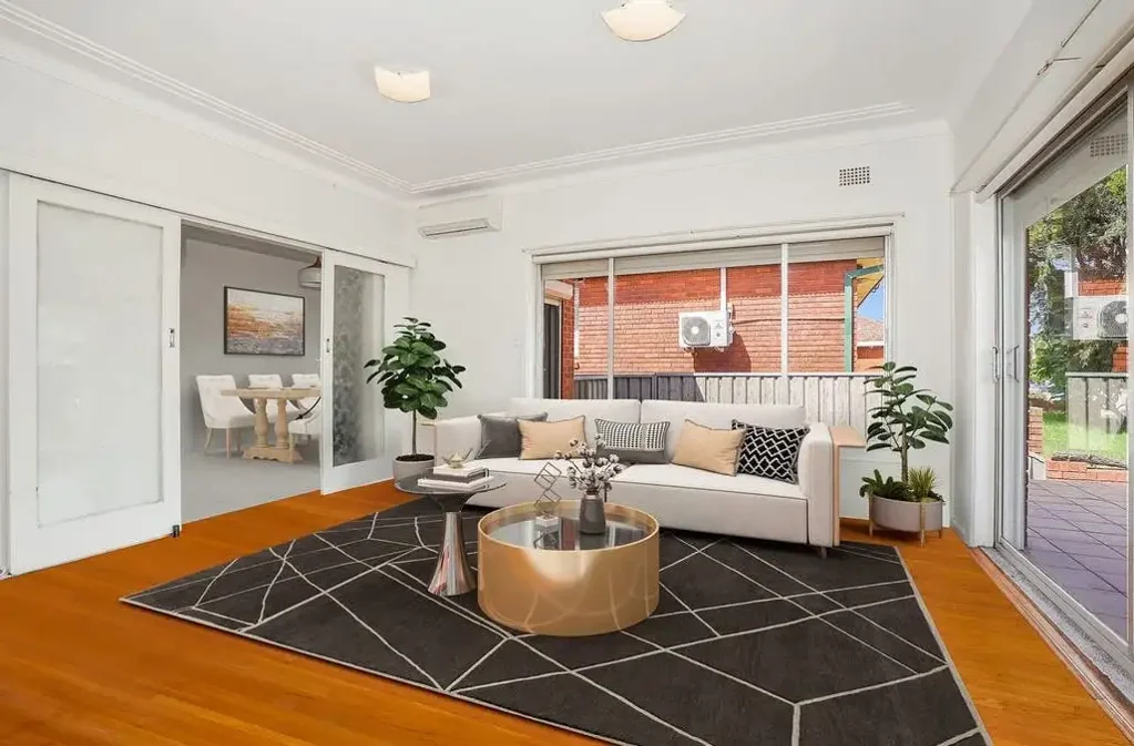 Charming Family Home near Blacktown Hospital !!!