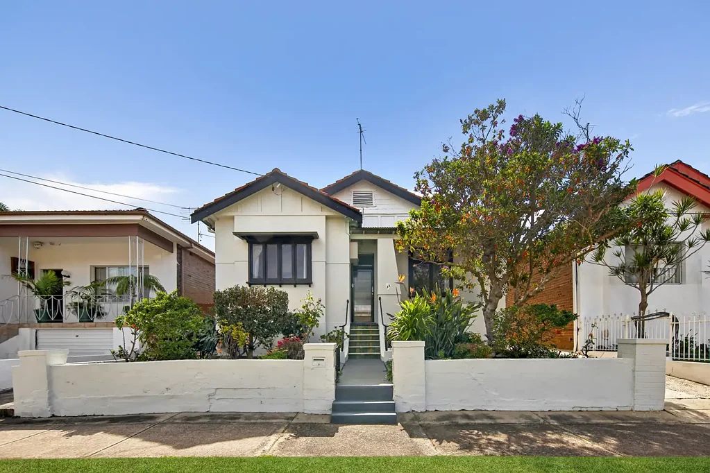 33 Third Street, Ashbury, NSW 2193