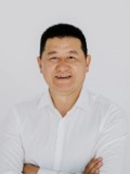 Dayi Liu