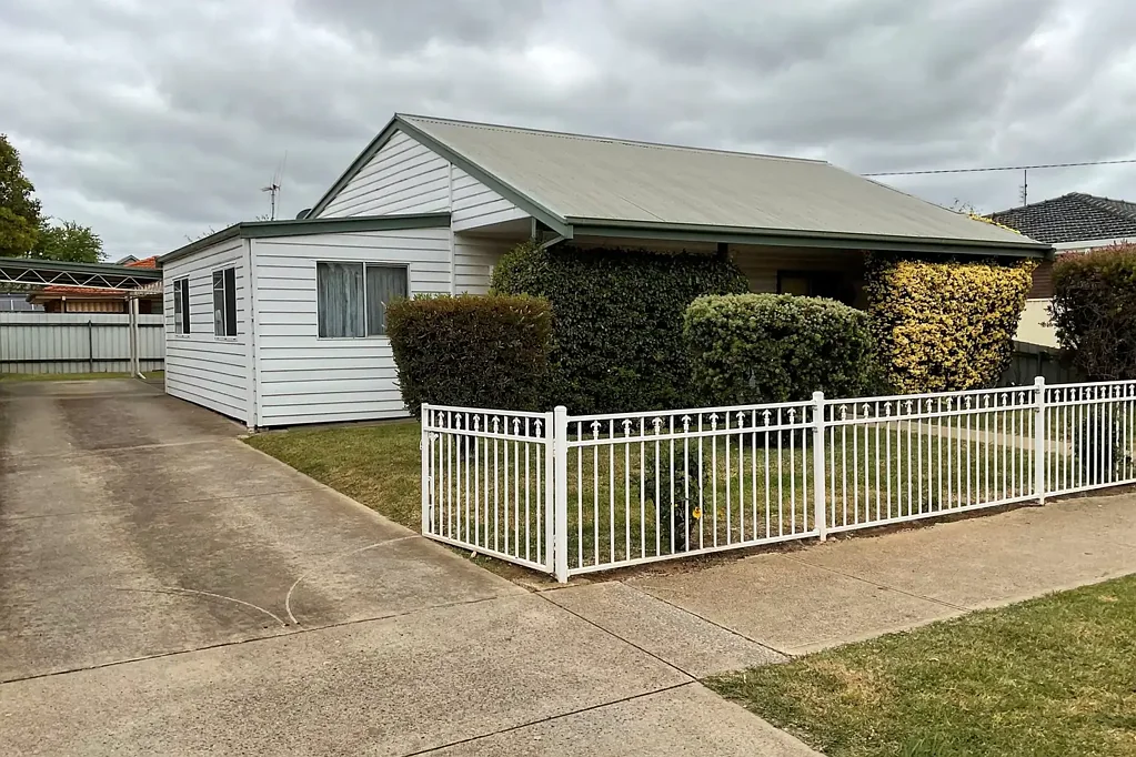 Cobram 3ਬੈੱਡਰੂਮ Charming 3 Bedroom Weatherboard Home