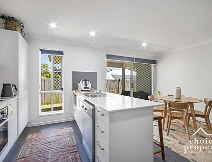 2/24 Finch Terrace, Peregian Springs, Sunshine Coast, 3 침실, 2 욕실, Apartment