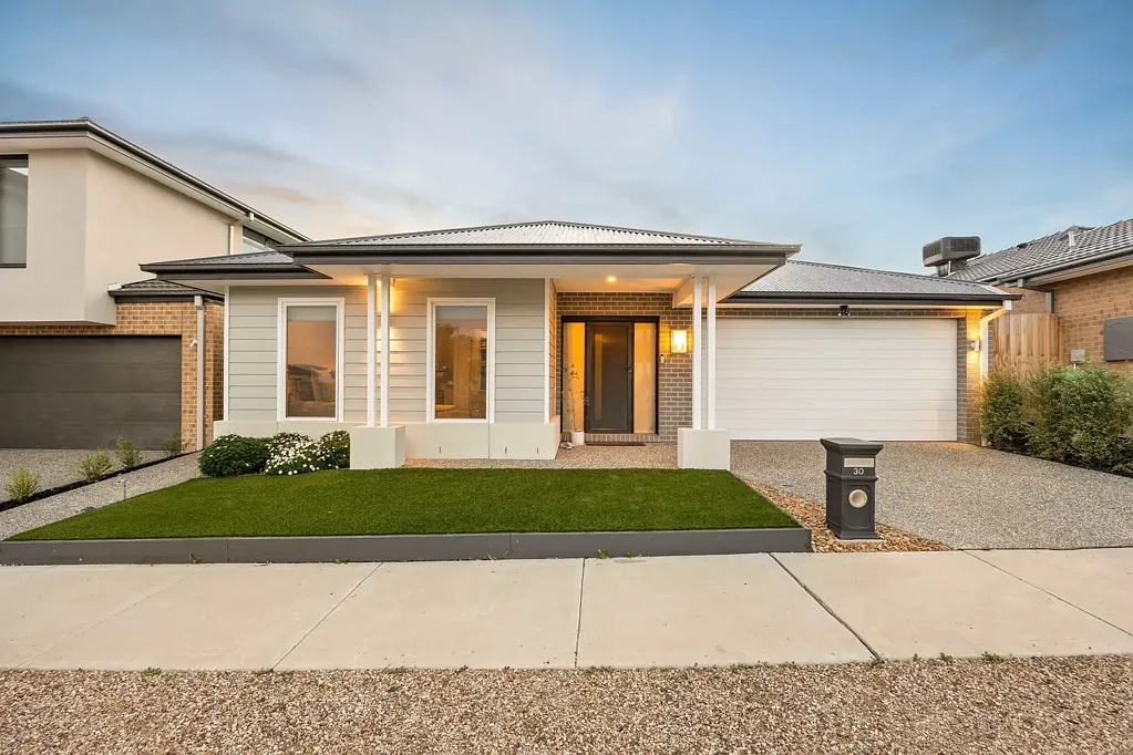 30 Sherry Circuit, Fraser Rise, VIC 3336