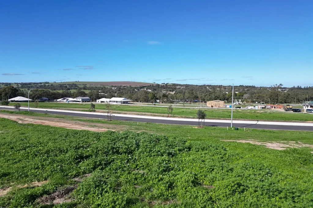 Gingin Country living is waiting for you