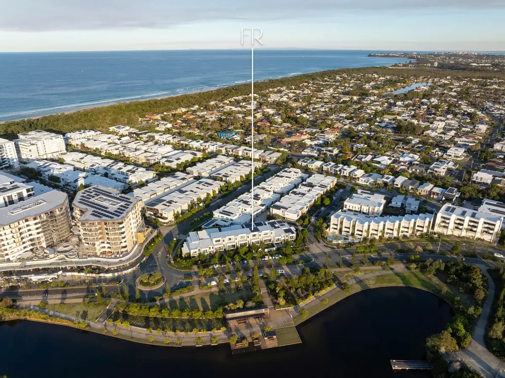 Bokarina 4 Slaapkamer Sophisticated Coastal Living in a Premier Beachside Setting