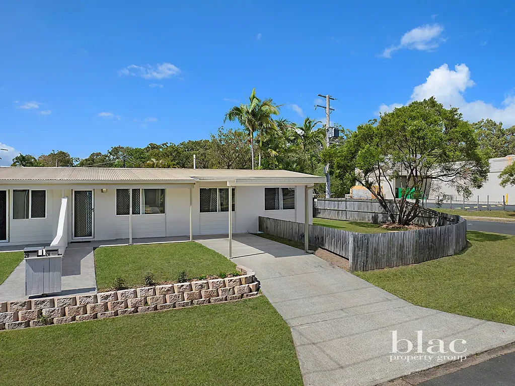 Bray Park 3房 长期租户稳定回报 宽敞卧室带吊扇 整洁浴室独立浴缸 停车便利生活舒适 低维护安保安心 靠近交通公园学校 Buy one or buy both - investment gold in Bray Park!