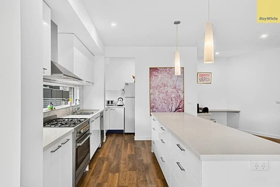 Kusina - 15 Nelson Street, Darley, VIC 3340