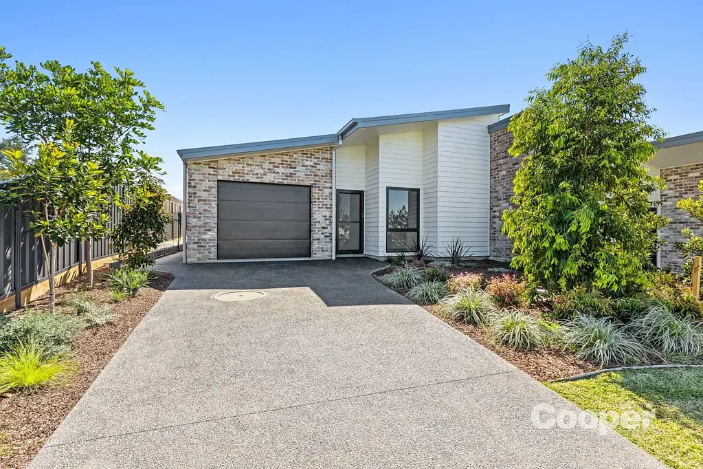 Milton 3房  Brand New Single-Level Living Just Moments from Milton Village