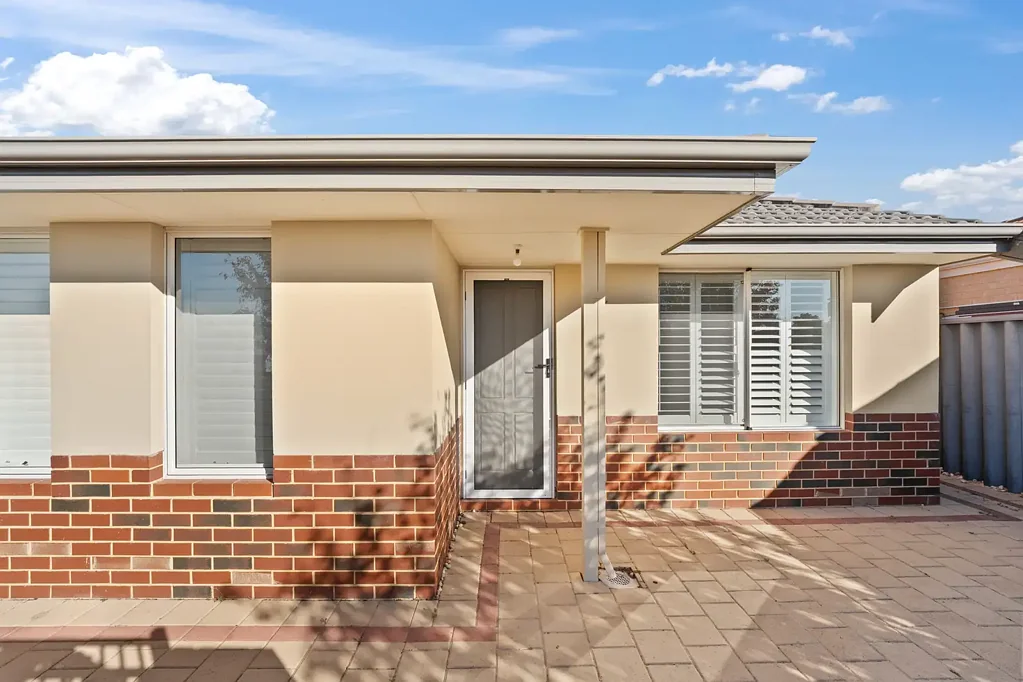 Baldivis 3ห้องนอน Freshly Updated Cottage Style Living in Convenient Baldivis Location
