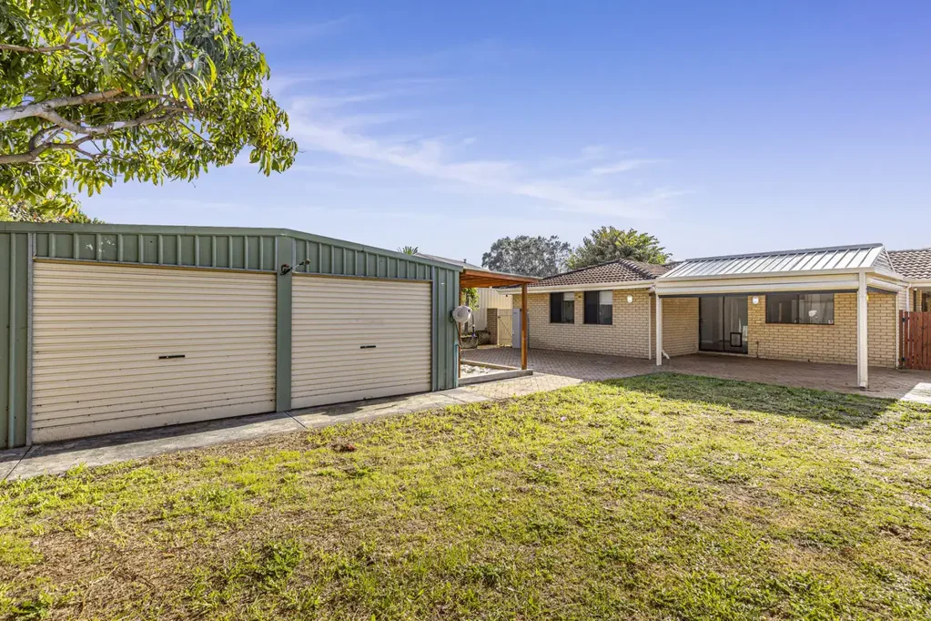 Joondalup 3Moenga Large block on a quiet street in the Candlewood pocket of Joondalup R20/R60