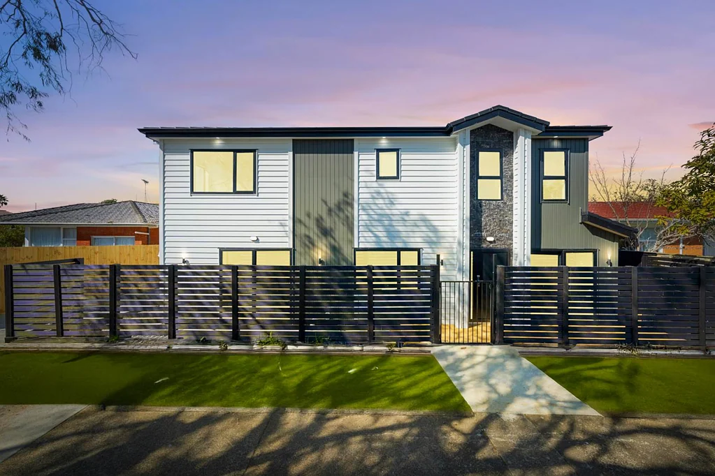Botany Downs 5ਬੈੱਡਰੂਮ Spacious Family Home in Prime Location