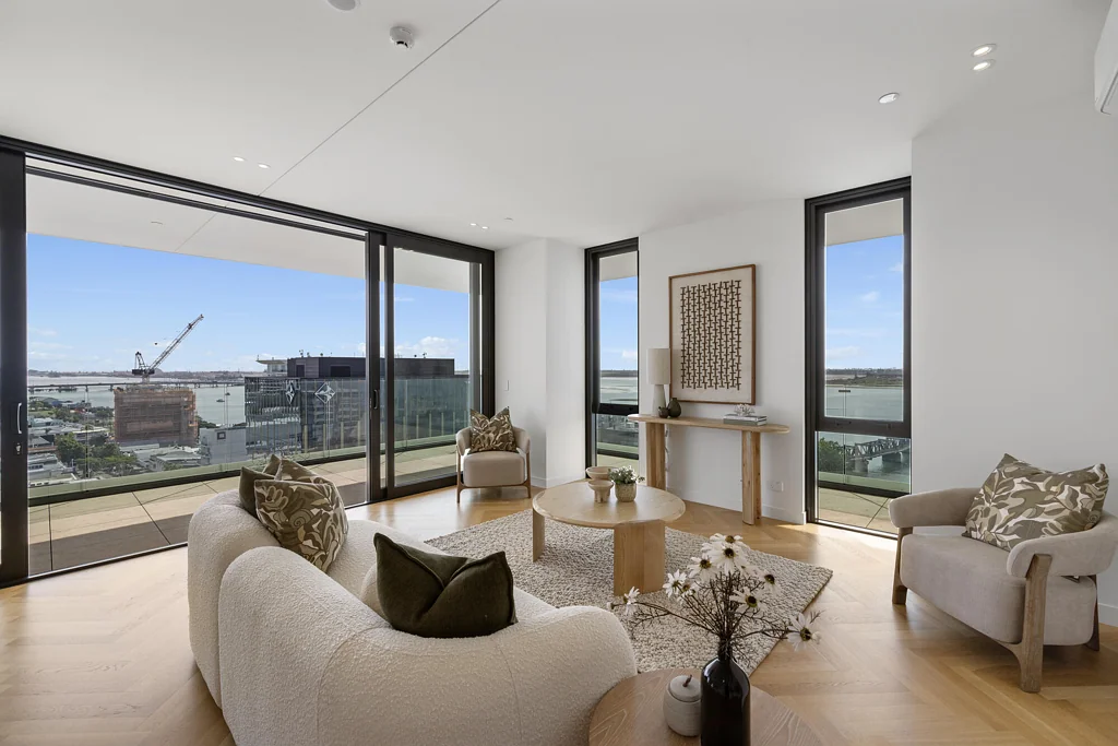 Tauranga Central 3房 次顶层臻品公寓，34㎡环绕阳台，生活与景观一线连 Sub-Penthouse Perfection