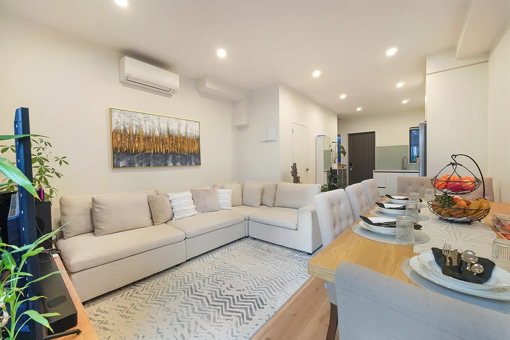 Modern, Low-Maintenance Living in Te Atatu Peninsula