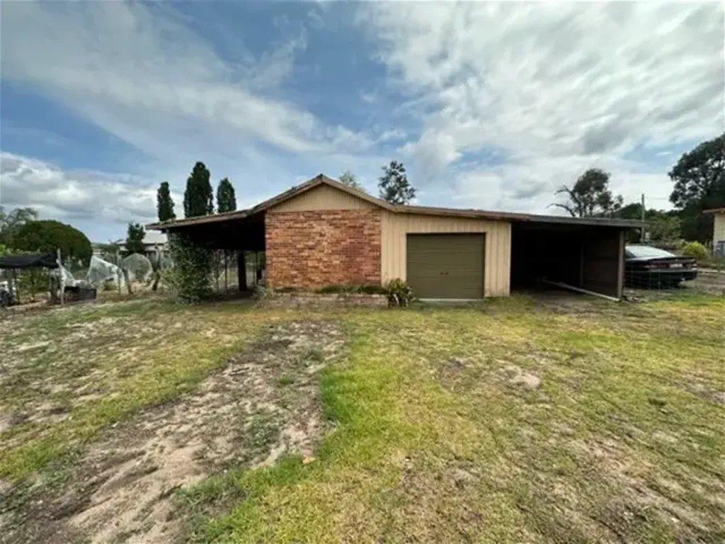 Shed/Workshop For Lease