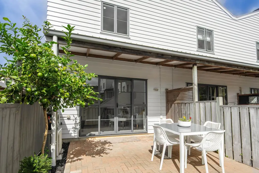 42/8 Carolina Place, Albany, North Shore City, Auckland