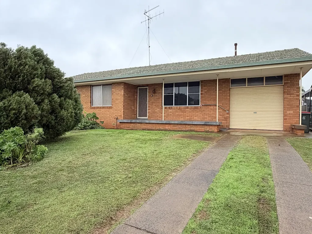 Ray White Real Estate Parkes