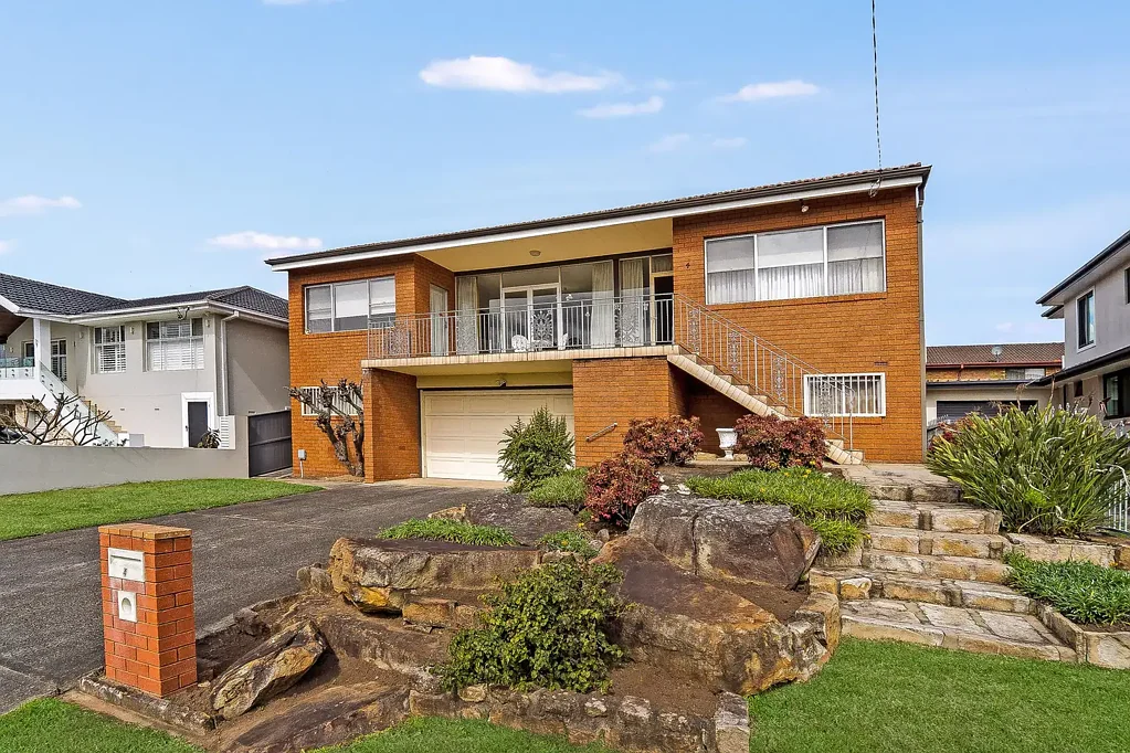Regents Park 3 Bedroom Double Brick Family Home with Pool, Garaging & Multiple Living Areas